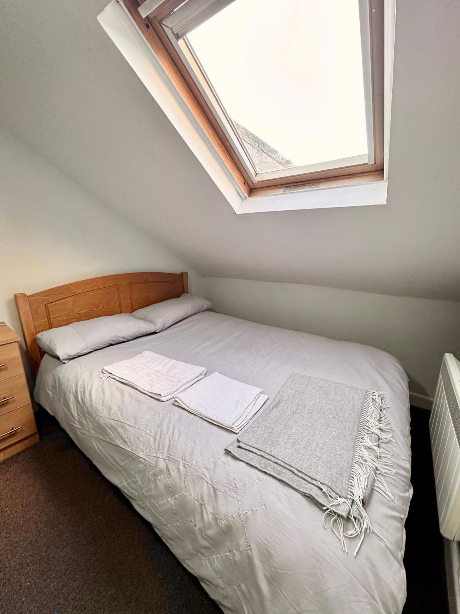Spacious Room In Dublin Exterior foto