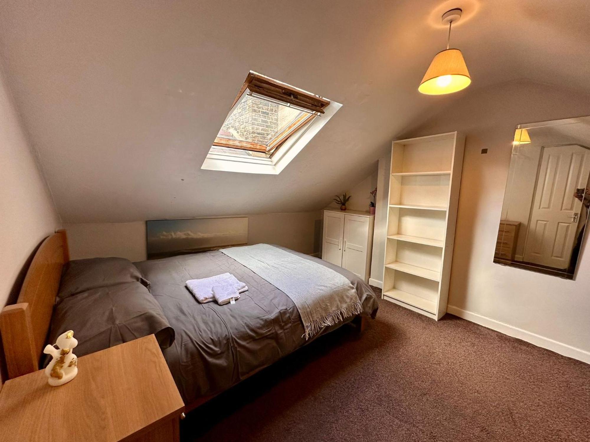 Spacious Room In Dublin Exterior foto